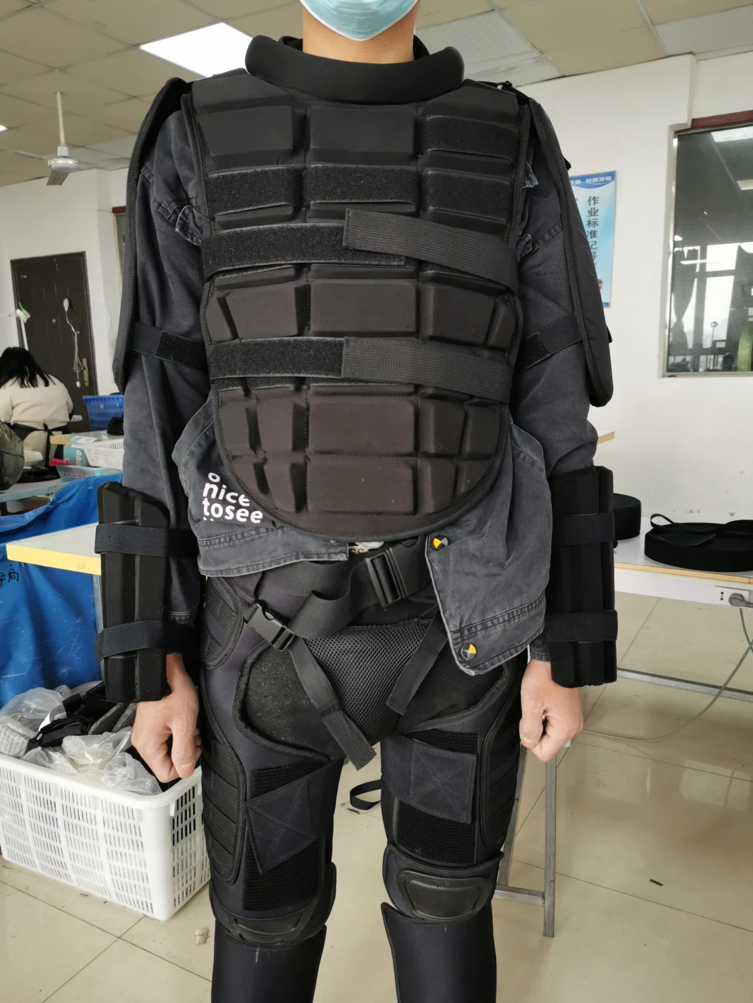 Tactical Anti Riot Suit/Anti Riot Gear with EVA for Police